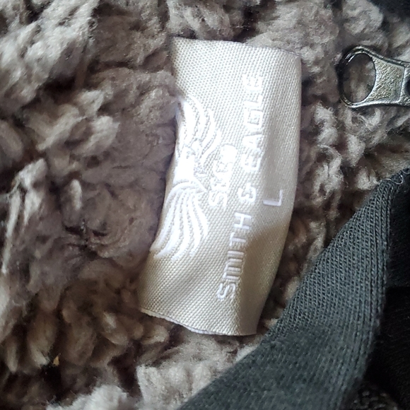 Sip up Hoodie - Picture 2 of 4